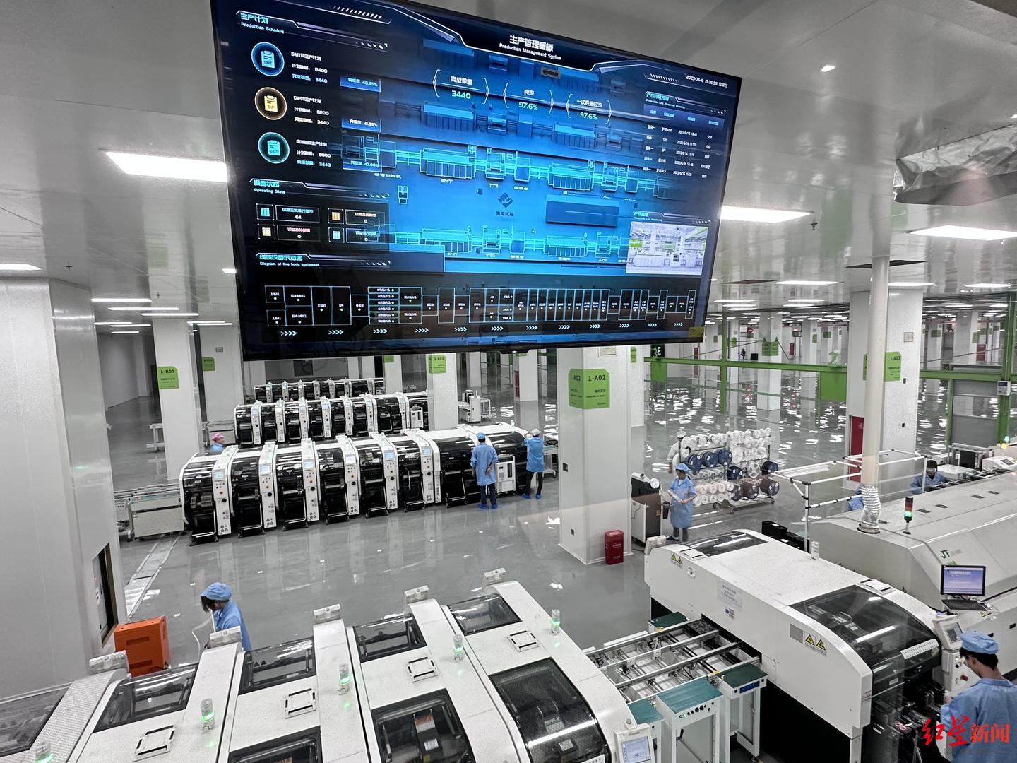 西南最大5G全连接工厂在蓉投产 产能占全球网络通信终端四分之一